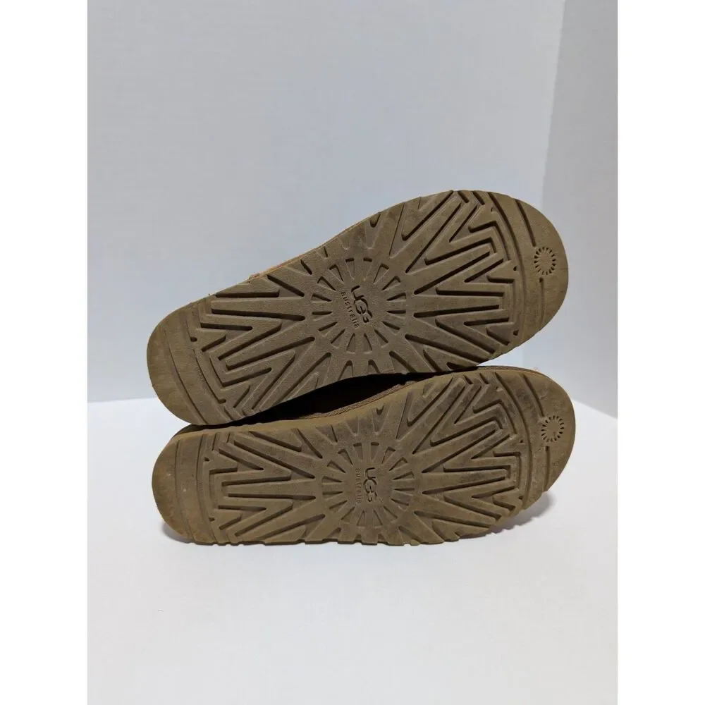 UGG Classic‎ Short Chestnut Suede Sheepskin Shearling Winter Boots Women's 6